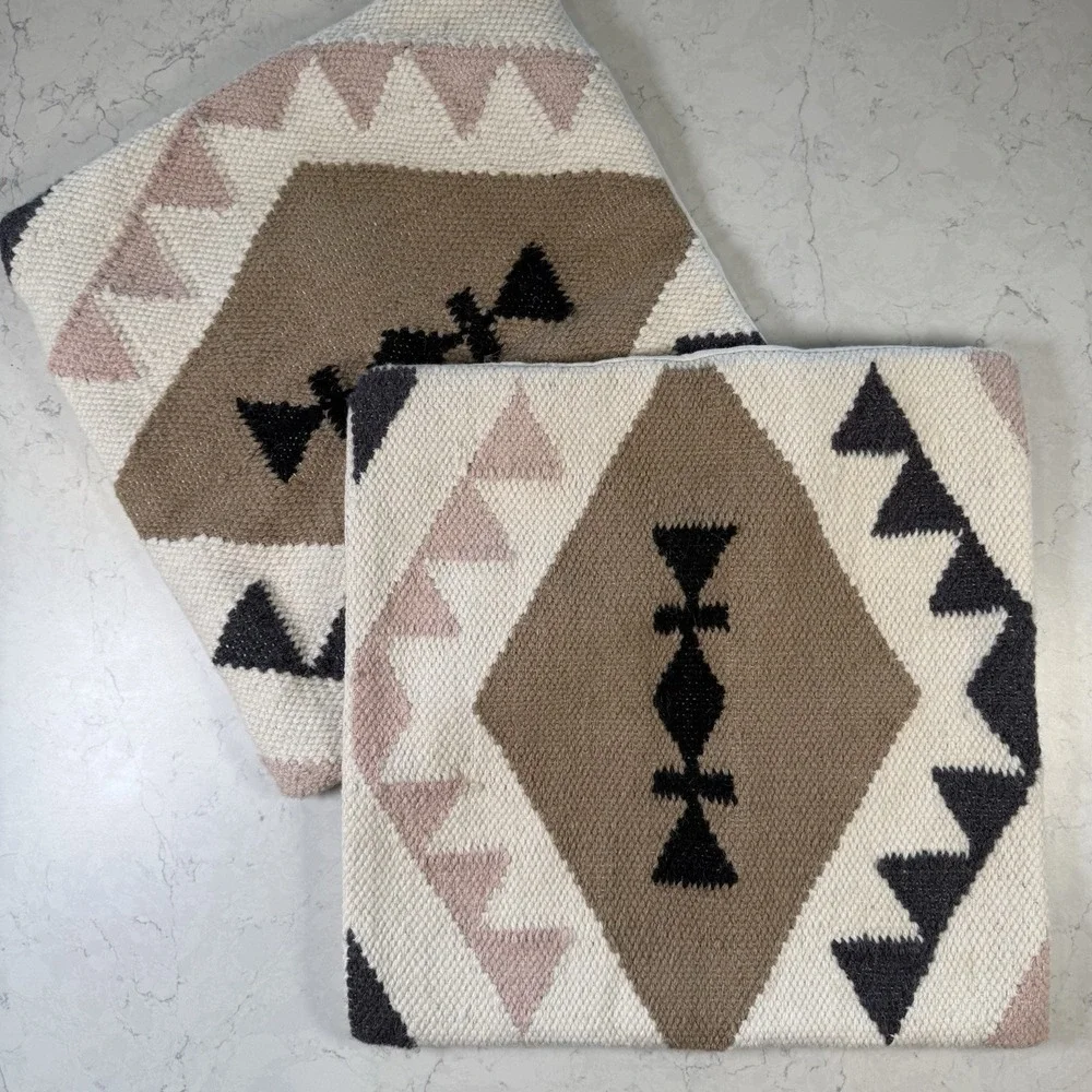 2 Vtg Kilim Pillow Covers India southwestern bohemian Aztec Rustic 18